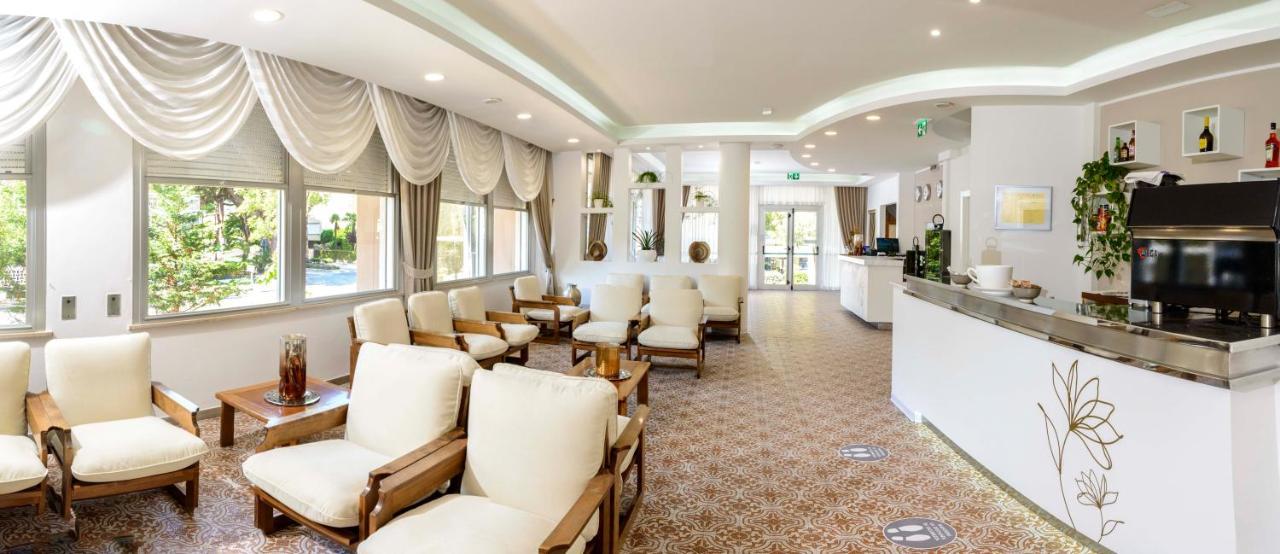 Hotel Giardino 切塞纳蒂科 外观 照片