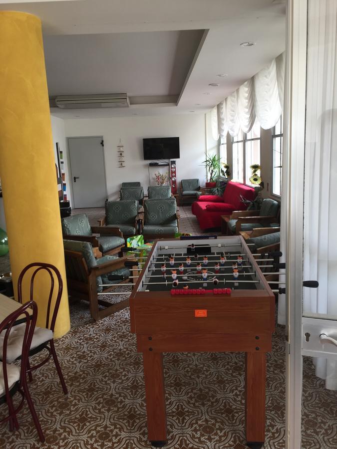 Hotel Giardino 切塞纳蒂科 外观 照片